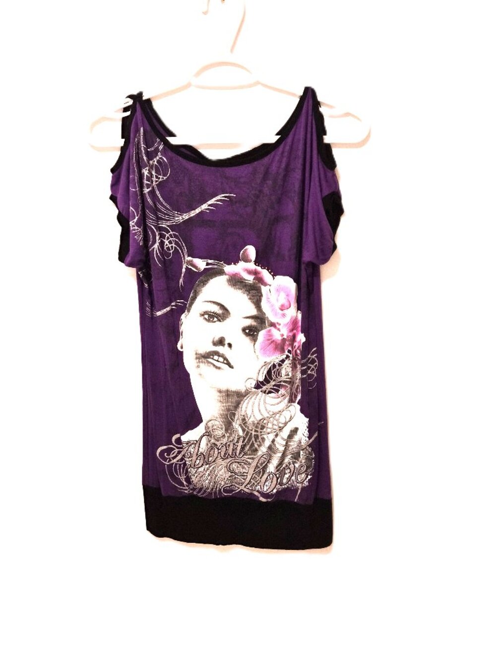Y2K Italian Metallic Graphic Tunic Top Embellished Cold Shoulder Glam Mobwife